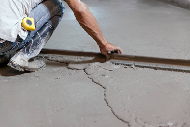 Best Concrete Sidewalk Installation  in Bergenfield, NJ